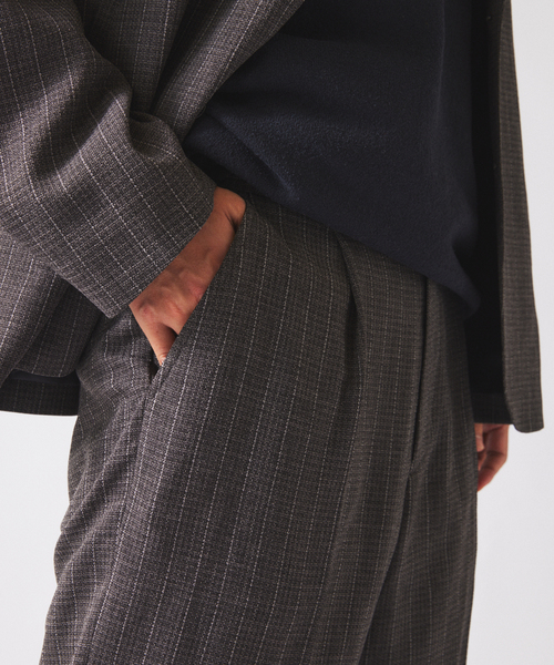 JOURNAL STANDARD relume(ジャーナルスタンダード レリューム)の「ウォッシャブル バスケット ストライプ ワイドスラックス(セットアップ対応可能)(スラックス・メンズ・チャコールグレー/ウッド・LARGE/MEDIUM)」の18枚目の写真