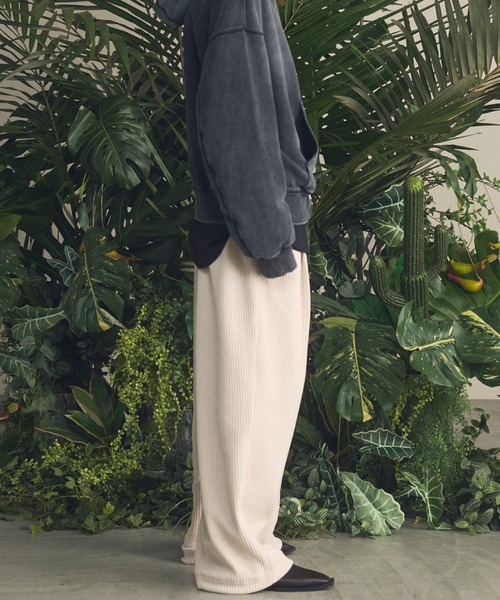 MAISON SPECIAL(メゾンスペシャル)の「《UNISEX》Chenille Yarn Corduroy Prime-Wide Easy Pants/モールコーデュロイプライムワイドイージーパンツ【MAISON SPECIAL/メゾンスペシャル】(その他パンツ・メンズ・アイボリー/ブラック/ライトブルー/チャコールグレー・0/1/2)」の16枚目の写真