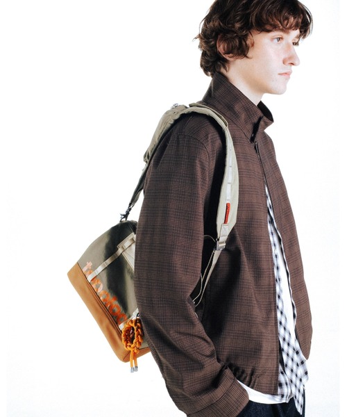 Topologie（トポロジー）の「Boston Bag Medium（ボストン バッグ ミディアム）（ボストンバッグ・レディース・ブラック/ホワイト/グリーン・ONE SIZE）」の21枚目の写真