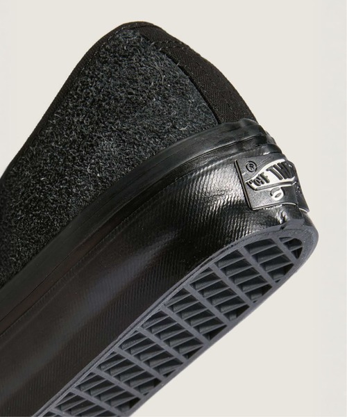 VANS(バンズ)の「VANS PREMIUM オーセンティック ヘアリースエード / LX Authentic 44 BLACK/BLACK VN000EBNBKA1(スニーカー・メンズ・ブラック・6/6.5/5/5.5)」の2枚目の写真
