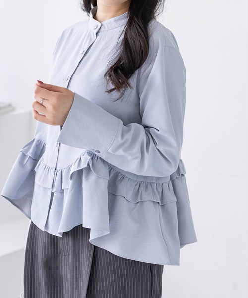 CLEAR BASIC（クリアベーシック）の「裾フリルノーカラーシャツ[オフィスカジュアル 着回し抜群 大人]≪新作≫（シャツ/ブラウス・レディース・サックスブルー/ネイビー/オフホワイト・F）」の16枚目の写真