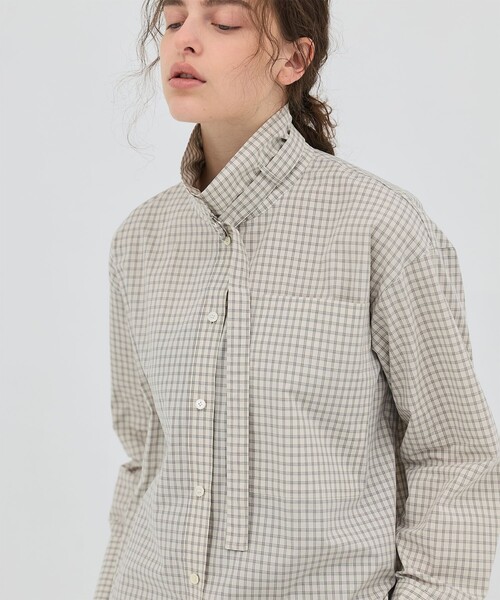 PUBLIC TOKYO（パブリックトウキョウ）の「【2026春新作】ミニチェックスタンドカラーシャツ（シャツ/ブラウス・レディース・グリーン系その他/ホワイト・FREE）」の2枚目の写真