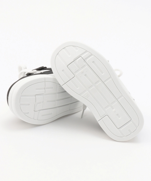 minimal(ミニマル)の「面ファスナースニーカー(スニーカー・キッズ・オフホワイト/ブラック・18cm/20cm/19cm)」の13枚目の写真