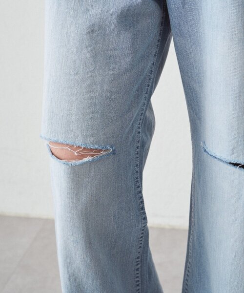 LOUNGEDRESS（ラウンジドレス）の「ハイウエストダメージデニムパンツ（デニムパンツ・レディース・ブルー・SMALL/MEDIUM）」の6枚目の写真