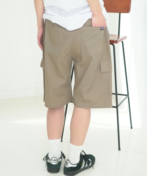 ragged mountain(ラギットマウンテン)の「【RAGGED MOUNTAIN/ラギットマウンテン】【手ぶらで歩ける5ポケット】CHATHAM/チャタム カーゴショーツ 綿100% 収納力抜群 ウエストゴム・紐(カーゴパンツ・メンズ・ベージュ/カーキ/ブラック・LARGE/MEDIUM/X-LARGE)」の16枚目の写真