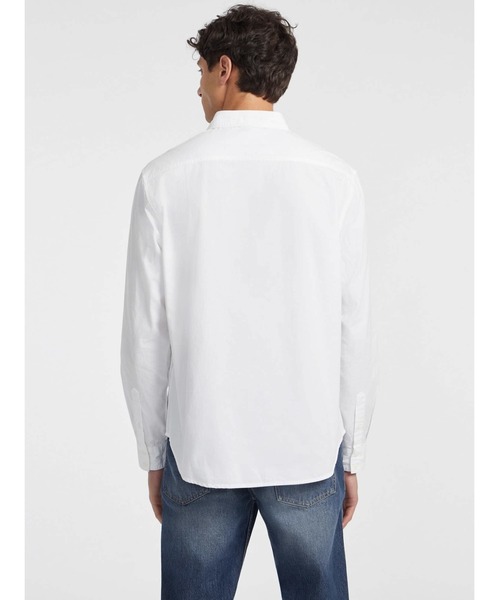 GUESS JEANS（ゲスジーンズ）の「GUESS JEANS Long Sleeves Regular Pockets Shirt 長袖シャツ（シャツ/ブラウス・メンズ・ホワイト・X-LARGE/LARGE/MEDIUM/SMALL）」の2枚目の写真