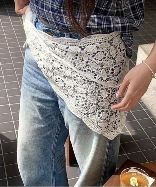 ammy.(エイミードット)の「【 ammy. / エイミードット 】 クロシェ編み レース スカーフ(バンダナ/スカーフ・レディース・ホワイト・FREE)」の7枚目の写真