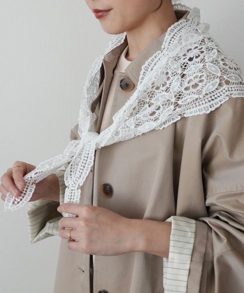 ammy.(エイミードット)の「【 ammy. / エイミードット 】 クロシェ編み レース スカーフ(バンダナ/スカーフ・レディース・ホワイト・FREE)」の4枚目の写真