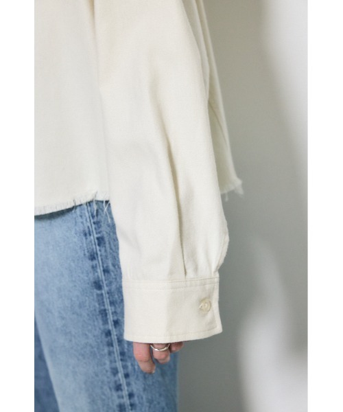 AZUL by moussy(アズールバイマウジー)の「アーバンチェックフリンジショートシャツ(シャツ/ブラウス・レディース・アイボリー/ベージュ系その他/ブラック系その他・FREE)」の12枚目の写真
