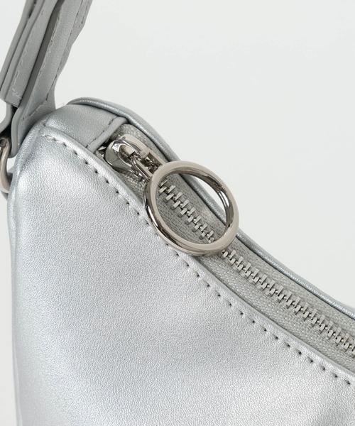 GLOBAL WORK（グローバルワーク）の「ハーフムーンポーチツキBAG/657850（ショルダーバッグ・キッズ・シルバー/ブラック/イエロー・ONE SIZE）」の22枚目の写真