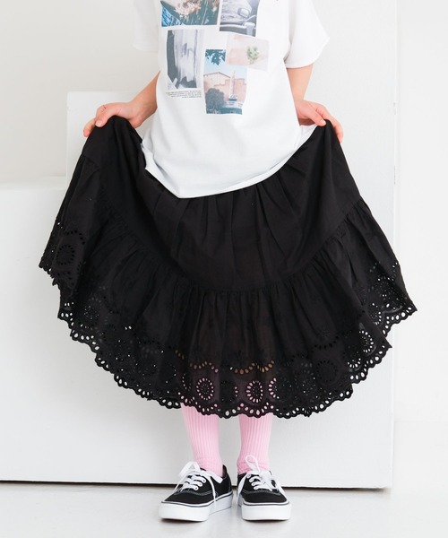 LEPSIM（レプシィム）の「【KIDS】裾レースティアードスカート　647972（スカート・キッズ・オフホワイト/ライトグリーン/ブラック・120/140/130）」の4枚目の写真