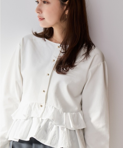 COHINA(コヒナ)の「2wayフリルペプラムトップス 【低身長・小柄女性】(Tシャツ/カットソー・レディース・ネイビー/ホワイト/ブラック・ONE SIZE)」の2枚目の写真