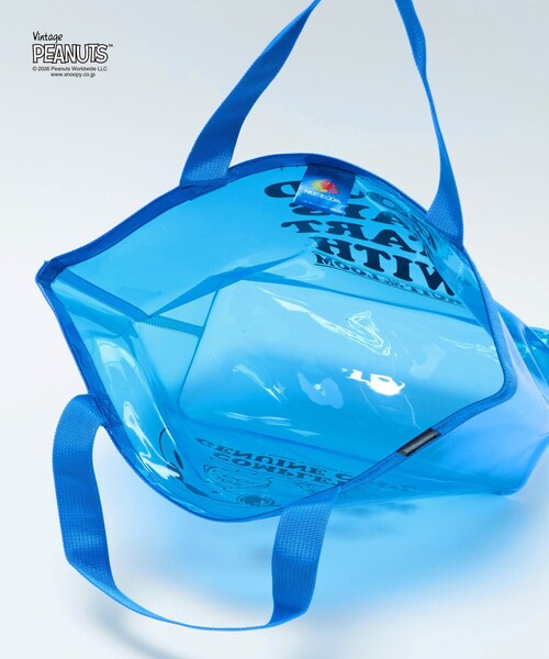 green label relaxing(グリーンレーベルリラクシング)の「【別注】<FRUIT OF THE LOOM×PEANUTS> PVC トートバッグ / キッズ(スイムグッズ・キッズ・コバルトブルー/ライム・FREE)」の8枚目の写真