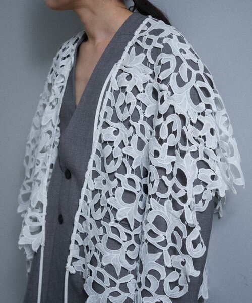 SHENERY（シーナリー）の「Pasterip lace multi-way scarf（バンダナ/スカーフ・レディース・オフホワイト・FREE）」の14枚目の写真