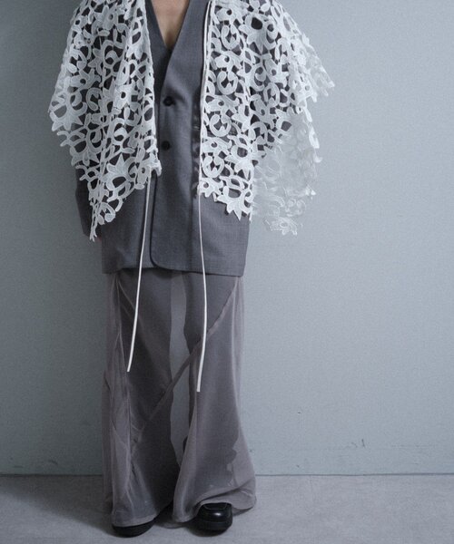 SHENERY（シーナリー）の「Pasterip lace multi-way scarf（バンダナ/スカーフ・レディース・オフホワイト・FREE）」の21枚目の写真