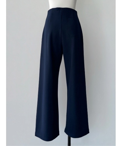 NOWNS（ナウンス）の「Ines | Soft banding pants（スラックス・レディース・ブラック/アイボリー/ネイビー・FREE/1/2）」の15枚目の写真