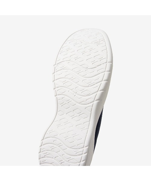 Reebok(リーボック)の「ストライド フロウ スリップ / STRIDE FLOW SLIP(スリッポン・レディース・ブラック/パープル/ネイビー・22.0cm/26.0cm/25.5cm/25.0cm/24.0cm/24.5cm/23.5cm/23.0cm/22.5cm)」の6枚目の写真