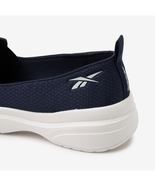 Reebok(リーボック)の「ストライド フロウ スリップ / STRIDE FLOW SLIP(スリッポン・レディース・ブラック/パープル/ネイビー・22.0cm/26.0cm/25.5cm/25.0cm/24.0cm/24.5cm/23.5cm/23.0cm/22.5cm)」の7枚目の写真