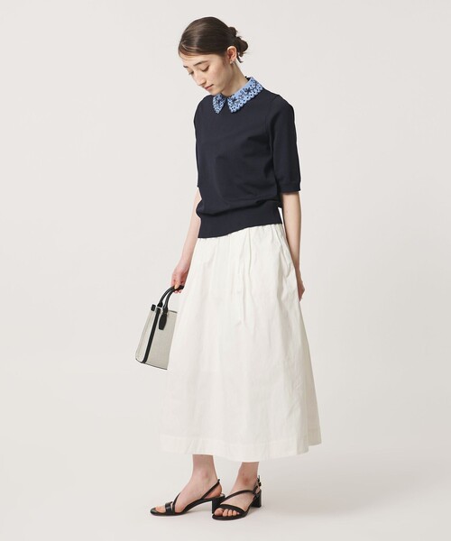 UNITED ARROWS(ユナイテッドアローズ)の「ボリューム タック スカート WHITE ‐ウォッシャブル‐(スカート・レディース・オフホワイト・36/38)」の3枚目の写真