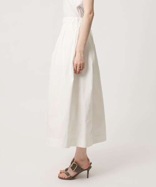 UNITED ARROWS(ユナイテッドアローズ)の「ボリューム タック スカート WHITE ‐ウォッシャブル‐(スカート・レディース・オフホワイト・36/38)」の6枚目の写真