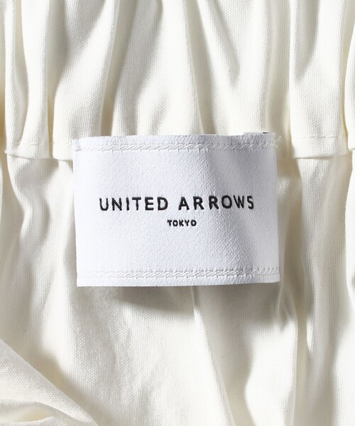 UNITED ARROWS(ユナイテッドアローズ)の「ボリューム タック スカート WHITE ‐ウォッシャブル‐(スカート・レディース・オフホワイト・36/38)」の15枚目の写真