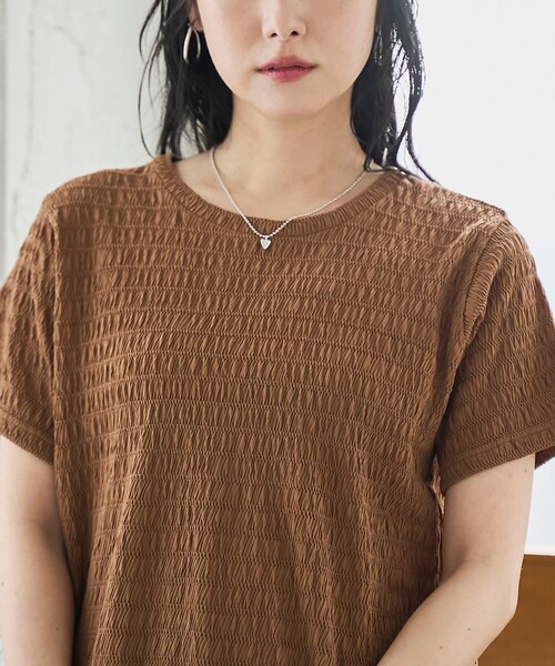 coen(コーエン)の「シャーリング風コンパクト半袖Tシャツ(Tシャツ/カットソー・レディース・オフホワイト/ブラック/ブラウン/ライム・M/L)」の21枚目の写真