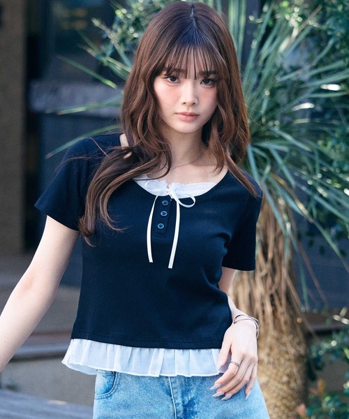 muet.（ミュエ）の「リボン付きレイヤード風シアーフリルリブトップス（Tシャツ/カットソー・レディース・レッド/杢グレー/ブラック・MEDIUM/LARGE）」の21枚目の写真