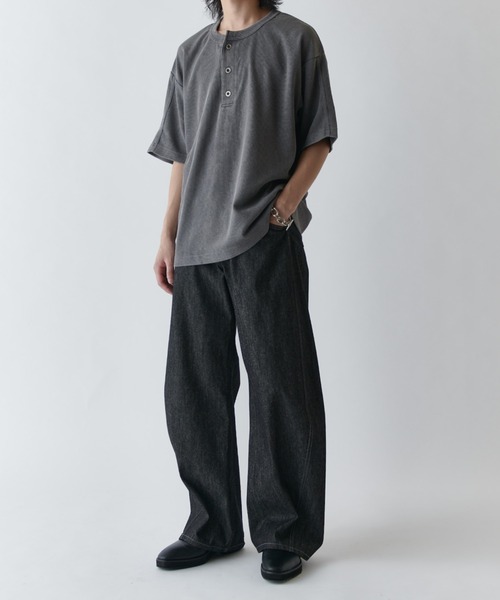 Lui's(ルイス)の「サーマルフェードヘンリーネックTシャツ(Tシャツ/カットソー・メンズ・ブラック/グレー・FREE)」の6枚目の写真