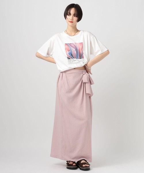 BAYFLOW(ベイフロー)の「アソート箔プリント半袖Tシャツ(Tシャツ/カットソー・レディース・ブラック/オフホワイト/グレー/ブラック系/ホワイト系/グレー系・FREE)」の9枚目の写真