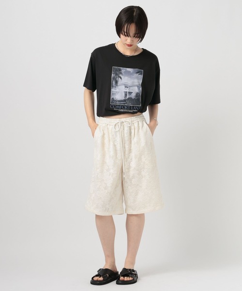 BAYFLOW(ベイフロー)の「アソート箔プリント半袖Tシャツ(Tシャツ/カットソー・レディース・ブラック/オフホワイト/グレー/ブラック系/ホワイト系/グレー系・FREE)」の15枚目の写真