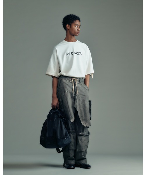 ADAM PATEK(アダムパテック)の「ADAMPATEK/gallagher agingT/プリント、刺繍入りエイジング加工Tシャツ(AP2614021)(Tシャツ/カットソー・レディース・ホワイト/グリーン/ピンク/ブラック・1/2)」の1枚目の写真