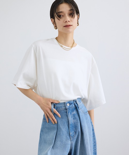 SALON adam et rope'(サロン アダム エ ロペ)の「プリマベールハーフスリーブTシャツ / UVケア(Tシャツ/カットソー・レディース・ブラック/オフホワイト/キャメル・FREE)」の13枚目の写真