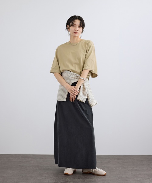 SALON adam et rope'(サロン アダム エ ロペ)の「プリマベールハーフスリーブTシャツ / UVケア(Tシャツ/カットソー・レディース・ブラック/オフホワイト/キャメル・FREE)」の16枚目の写真