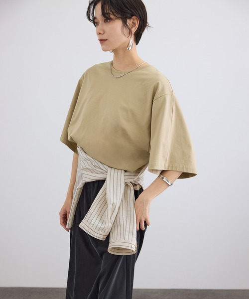 SALON adam et rope'(サロン アダム エ ロペ)の「プリマベールハーフスリーブTシャツ / UVケア(Tシャツ/カットソー・レディース・ブラック/オフホワイト/キャメル・FREE)」の17枚目の写真