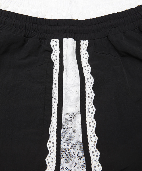 SCHISM INDUCING（スキズムインデューシング）の「LACE SAGGING BERMUDA PANTS BLACK（その他パンツ・レディース・その他・FREE）」の4枚目の写真