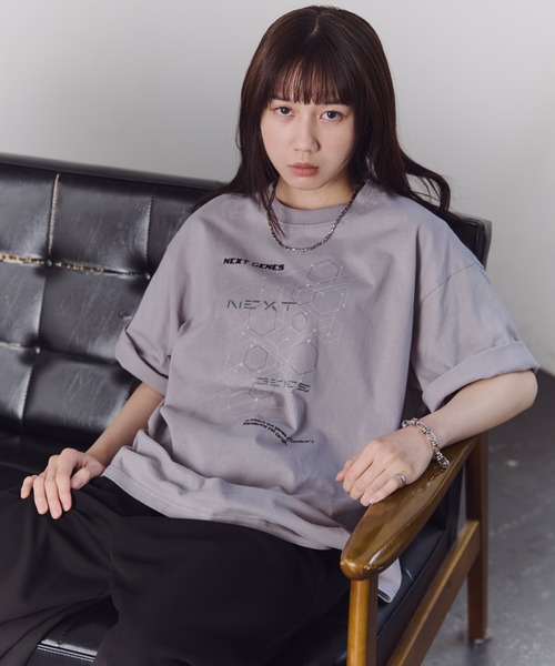 Confirm（コンファーム）の「Geometric Graphic T-Shirt / 幾何学模様 Tシャツ メンズ レディース ユニセックス（Tシャツ/カットソー・メンズ・グレー/ブラック/ホワイト・L/M）」の16枚目の写真