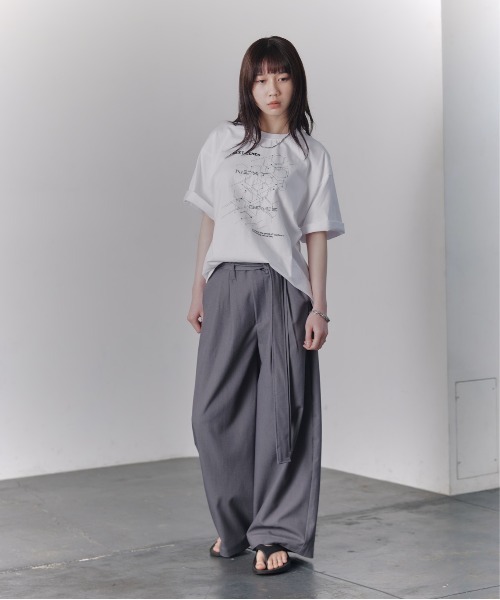 Confirm（コンファーム）の「Geometric Graphic T-Shirt / 幾何学模様 Tシャツ メンズ レディース ユニセックス（Tシャツ/カットソー・メンズ・グレー/ブラック/ホワイト・L/M）」の5枚目の写真