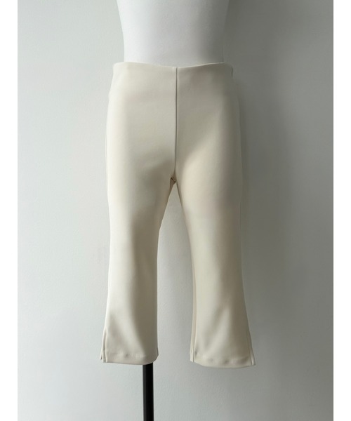 celon（セロン）の「side slit slim pants（その他パンツ・レディース・ブラック/アイボリー・FREE）」の8枚目の写真