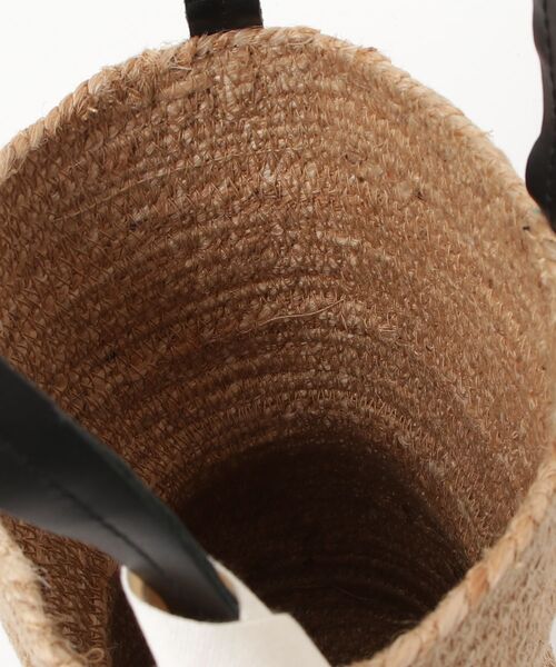 beej(ビージ)の「(beej)Jute braid vase bag(トートバッグ・レディース・ベージュ・ONE SIZE)」の8枚目の写真