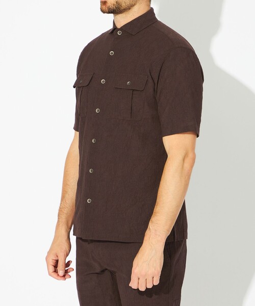 EPOCA UOMO(エポカウォモ)の「リンクルワッシャーシャツ(シャツ/ブラウス・メンズ・ダークブラウン/ブラック・46/48)」の6枚目の写真