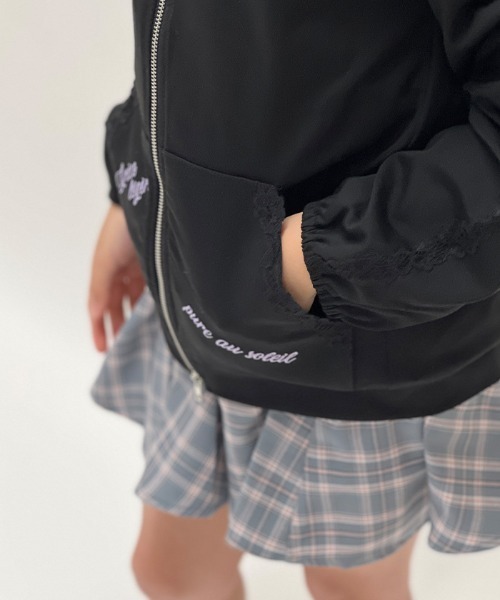axes femme(アクシーズファム)の「UVカットジップパーカー(パーカー・キッズ・ブラック/ホワイト・MEDIUM/LARGE/X-LARGE)」の9枚目の写真