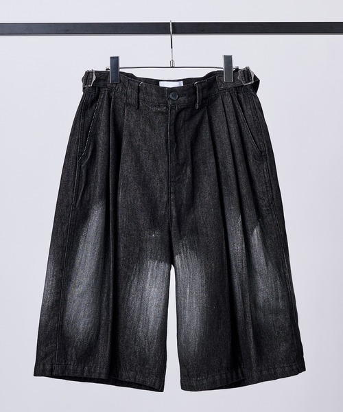Confirm(コンファーム)の「TR / デニム / 箔デニム ワイドストレートスラックスハーフパンツ(デニムパンツ・メンズ・ブラック/ブラック系その他2/ブラック系その他・M/L)」の6枚目の写真