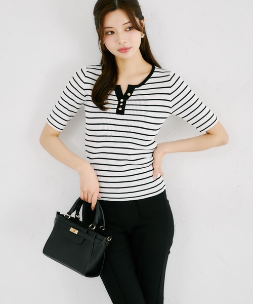 tocco closet(トッコ クローゼット)の「【ZOZO限定】接触冷感バイカラー半袖リブニットトップス(ニット/セーター・レディース・ブラック/ネイビー/コーラルピンク・M)」の5枚目の写真