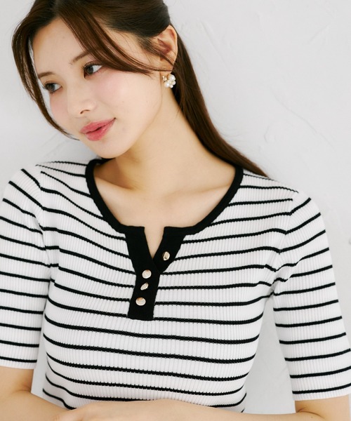tocco closet(トッコ クローゼット)の「【ZOZO限定】接触冷感バイカラー半袖リブニットトップス(ニット/セーター・レディース・ブラック/ネイビー/コーラルピンク・M)」の7枚目の写真