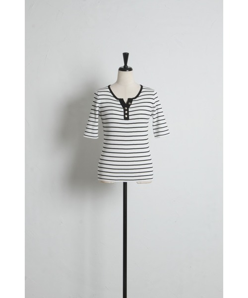 tocco closet(トッコ クローゼット)の「【ZOZO限定】接触冷感バイカラー半袖リブニットトップス(ニット/セーター・レディース・ブラック/ネイビー/コーラルピンク・M)」の21枚目の写真