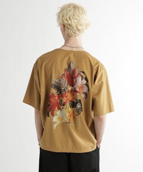 HARE(ハレ)の「フラワーコラージュフハクプルオーバー(HARE)(Tシャツ/カットソー・メンズ・ホワイト/イエロー・FREE)」の2枚目の写真