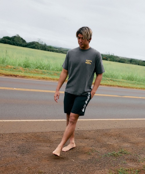 Quiksilver(クイックシルバー)の「QUIKSILVER メンズ SURF CO ST 半袖Tシャツ バックプリント ルーズフィット【2026年夏モデル】(Tシャツ/カットソー・メンズ・ホワイト/ブラック/ピンク・X-LARGE/LARGE/MEDIUM/SMALL)」の5枚目の写真
