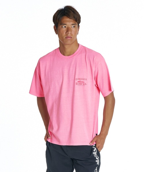 Quiksilver(クイックシルバー)の「QUIKSILVER メンズ SURF CO ST 半袖Tシャツ バックプリント ルーズフィット【2026年夏モデル】(Tシャツ/カットソー・メンズ・ホワイト/ブラック/ピンク・X-LARGE/LARGE/MEDIUM/SMALL)」の8枚目の写真