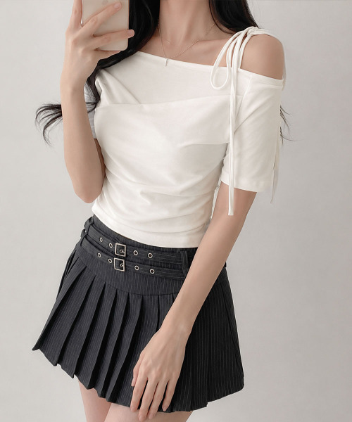VIVID LADY（ビビッドレディー）の「ショルダーリボン オフショルダー カシュクール 半袖Tシャツ（Tシャツ/カットソー・レディース・ホワイト/ブラック/グレー・FREE）」の21枚目の写真