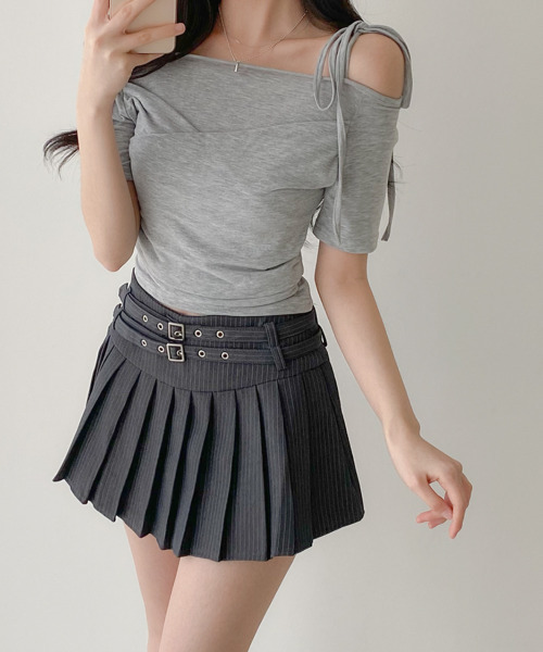 VIVID LADY（ビビッドレディー）の「ショルダーリボン オフショルダー カシュクール 半袖Tシャツ（Tシャツ/カットソー・レディース・ホワイト/ブラック/グレー・FREE）」の17枚目の写真